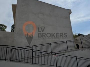 Foto 01 · Sobrado a venda em Mogi das Cruzes com 2 dormitorios, quintal privativo e excelente acabamento