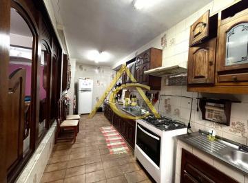 Imagem 1 · Casa para venda em Olaria, Nova Friburgo