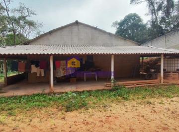 Rural de 3 quartos, Ibiúna · Ibiúna, imóvel bem localizado com cômodos amplos