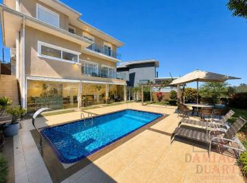 Casa · 318m² · 3 Quartos · 4 Vagas · Vende-se Casa no Cond. Golf Village - 3stes, moderna, salão festas gourmet,