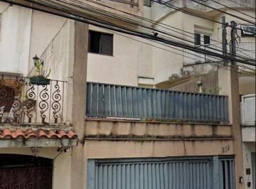 Casa de 3 quartos, São Paulo · Casa no Cambuci com 252m², 3 quartos, vaga, etc. Financia. Compra Direta.