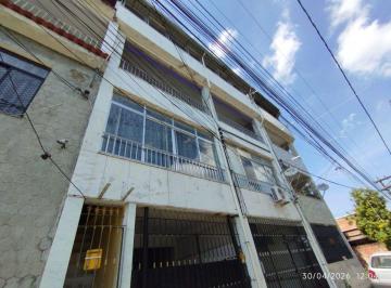 Apartamento de 2 quartos, São Gonçalo · Na Trindade, entre Universo, 7o. Batalhão e Getec, apartamento de 2 quartos, com preço reduzido!