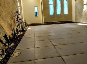 Casa · 70m² · 2 Quartos · 2 Vagas · Casa para venda em Jardim Itanguá de 70.00m² com 2 Quartos, 1 Suite e 2 Garagens