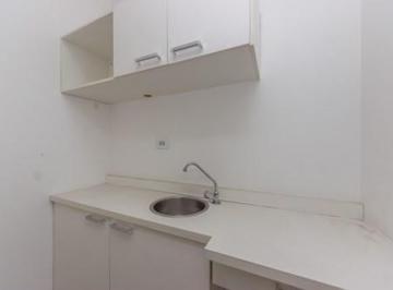 27670b59-4f13-4437-be33-bfc10e576884 · Confortável conjunto comercial para venda em Lapa, 30m²