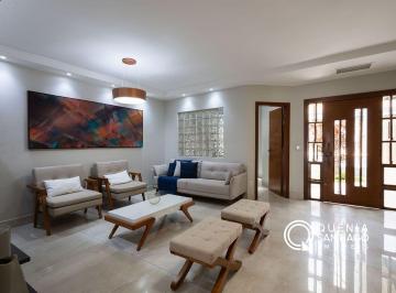 Casa · 300m² · 5 Quartos · 2 Vagas · Casa com 5 quartos sendo 2 suítes, reformada na QSA 19 - Taguatinga Sul