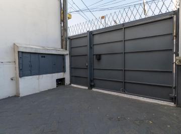24db31ce-beac-42c4-8193-9c4aa7449ae8 · Elegante casa comercial para venda em Água Branca, 300m²