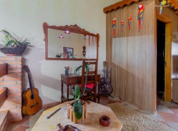 476afe80-d942-4155-8f65-f8a9e51d6279 · Funcional casa em condomínio para venda com 5 quartos, sendo 5 suítes, 595m²
