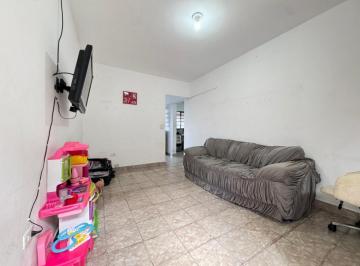 d9d58e87-1e30-4962-8792-badb0e70fe14 · Confortável casa para venda em Jardim Santa Adélia com 5 quartos, 92m²