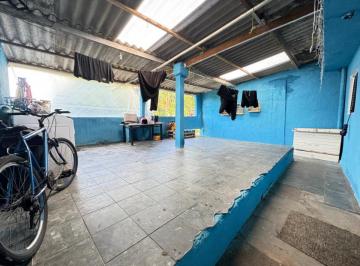 f5857c0f-149c-4e37-85ae-37da7e3cba40 · Excelente casa para venda em Jardim Santa Adélia com 5 quartos, 92m²