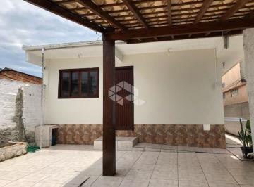 Casa · 100m² · 3 Quartos · 1 Vaga · CASA À VENDA COM 3 QUARTOS E CHURRASQUEIRA EM CANASVIEIRAS - FLORIANÓPOLIS/SC