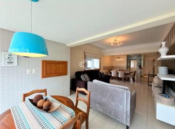 Apartamento · 135m² · 3 Quartos · 1 Vaga · Apartamento de 3 dormitórios mobiliado com box/vaga de garagem no bairro Navegan