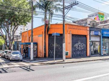 Comercial · 240m² · Loja na Avenida Paes de Barros, 90 - Frente • 240 m²