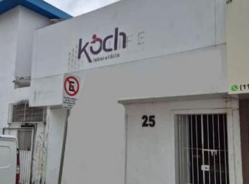 Comercial · 160m² · Casa comercial na Rua Guilhermina Carril Loureiro, 25 • 160 m²