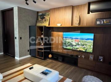 Casa · 388m² · 4 Quartos · 4 Vagas · Casa de Condomínio para venda em Swiss Park de 388.00m² com 4 Quartos, 3 Suites e 4 Garagens