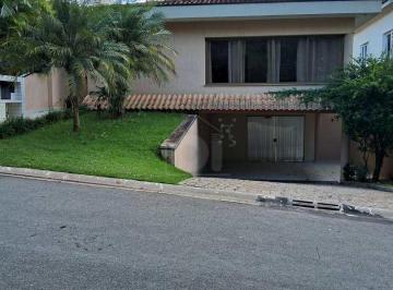Casa · 300m² · 3 Quartos · 2 Vagas · Casa de Condomínio para alugar em Alphaville de 300.00m² com 3 Quartos, 1 Suite e 2 Garagens