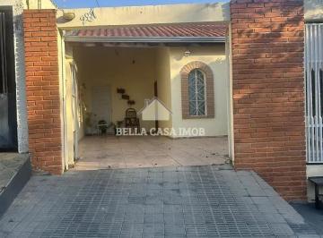 Casa en Venda de 3 quartos Jardim Guarujá · Casa para venda em Jardim Guarujá de 145.00m² com 3 Quartos, 1 Suite e 2 Garagens
