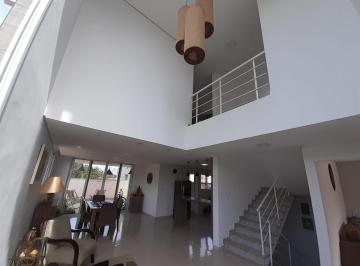 Casa en Venda de 3 quartos Mogi Moderno · Casa para venda e aluguel em Mogi Moderno de 290.00m² com 3 Quartos e 3 Suites