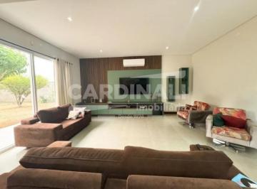 Casa · 308m² · 3 Quartos · 2 Vagas · Casa de Condomínio para venda em Parque Espraiado de 308.00m² com 3 Quartos, 3 Suites e 2 Garagens