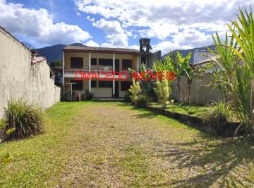 Casa · 120m² · 4 Quartos · 6 Vagas · Casa para venda em Praia Da Lagoinha de 120.00m² com 4 Quartos, 2 Suites e 6 Garagens
