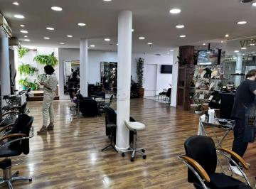 Comercial · 636m² · 32 Vagas · Imóvel Comercial para venda em Cambuí de 636.00m² com 32 Garagens
