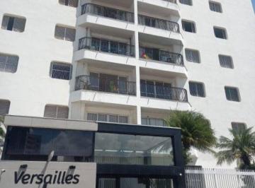 Apartamento · 146m² · 3 Quartos · 2 Vagas · Apartamento para venda em Centro de 146.00m² com 3 Quartos, 1 Suite e 2 Garagens