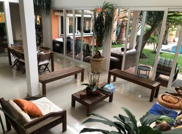 Casa · 587m² · 4 Quartos · 4 Vagas · Casa para venda em Cidade Parquelandia de 587.00m² com 4 Quartos, 3 Suites e 4 Garagens