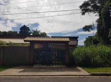 Casa · 1200m² · 6 Quartos · 8 Vagas · Casa para venda em Residencial Santa Helena - Gleba Ii de 1200.00m² com 6 Quartos, 2 Suites e 8 Gara