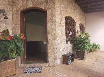 Casa de 3 quartos, Suzano · Casa para venda em Jardim Suzano de 218.00m² com 3 Quartos, 2 Suites e 2 Garagens