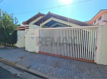 Casa · 221m² · 3 Quartos · 4 Vagas · Casa para venda em Jardim Arapuã de 220.70m² com 3 Quartos, 1 Suite e 4 Garagens