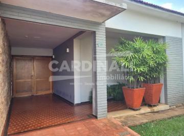 Casa · 174m² · 3 Quartos · 2 Vagas · Casa para venda em Centro de 174.00m² com 3 Quartos, 1 Suite e 2 Garagens