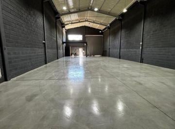 Comercial , Camboriú · Galpao de 330 m² novo