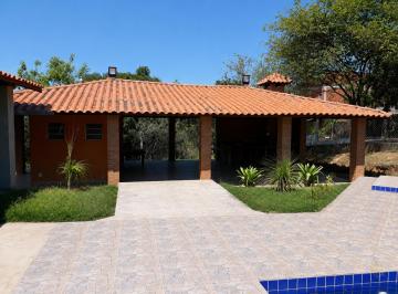 img1 · Linda chácara com piscina e área de churrasco, 1.200 m² no Monte Belo