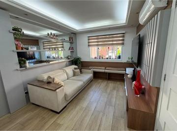 Casa · 90m² · 4 Quartos · 1 Vaga · Casa de Condomínio em Centro