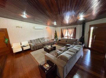 Casa · 243m² · 2 Quartos · 3 Vagas · Casa 2 quartos e suíte no bairro Glória