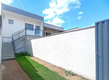 Casa · 180m² · 3 Quartos · 1 Vaga · Casa geminada à venda com três quartos no bairro Residencial Lagoa em Betim; localizado à 15minutos