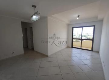 Apartamento · 75m² · 3 Quartos · 2 Vagas · Oportunidade - Apartamento - Residencial Carolina - Jardim Satélite - 3 Dormitórios - 75m².
