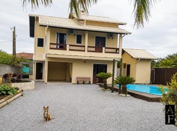 Casa · 180m² · 3 Quartos · 1 Vaga · Casa à venda no bairro Centro - Paulo Lopes/SC