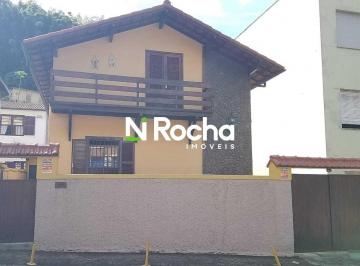 Casa · 250m² · 4 Quartos · 3 Vagas · Residência próximo ao Centro da Cidade