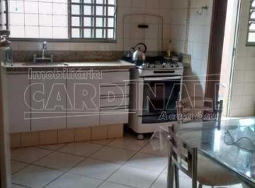 Casa · 301m² · 3 Quartos · 2 Vagas · Casa para venda em Centro de 301.00m² com 3 Quartos, 3 Suites e 2 Garagens