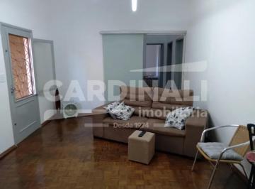 Casa · 217m² · 4 Quartos · 3 Vagas · Casa para venda em Centro de 217.00m² com 4 Quartos, 1 Suite e 3 Garagens