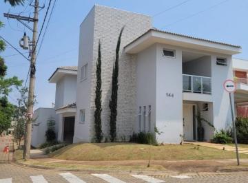 Casa · 250m² · 3 Quartos · Sobrado para venda em Parque Sisi de 250.00m² com 3 Quartos e 3 Suites