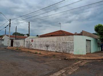 Casa · 200m² · 2 Quartos · 2 Vagas · Casa para venda em Jardim Das Estações (vila Xavier) de 200.00m² com 2 Quartos e 2 Garagens