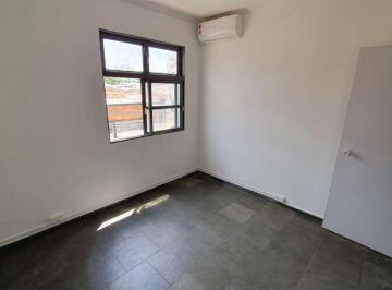 Comercial · 30m² · Sala Comercial para alugar em Vila Seixas de 30.00m²