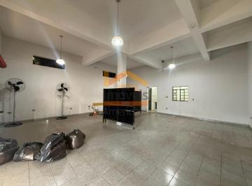 Comercial · 124m² · 2 Vagas · Galpão / Depósito / Armazém para alugar em Jardim Ipiranga de 124.00m² com 2 Garagens