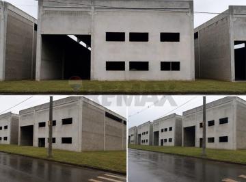Comercial · 700m² · 4 Vagas · Galpão / Depósito / Armazém para alugar em Distrito Industrial Uninorte de 700.00m² com 4 Garagens