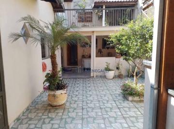 Casa · 248m² · 4 Quartos · 2 Vagas · Sobrado para venda em São Dimas de 248.00m² com 4 Quartos, 1 Suite e 2 Garagens