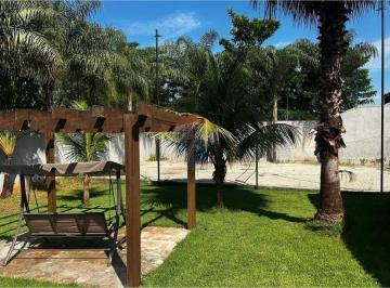 Casa · 430m² · 4 Quartos · 6 Vagas · Casa de Condomínio para venda em Centro de 430.00m² com 4 Quartos, 1 Suite e 6 Garagens