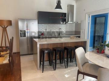 Apartamento · 180m² · 2 Quartos · Apartamento para alugar em Lageadinho de 180.00m² com 2 Quartos e 1 Suite