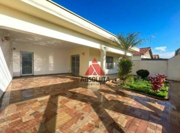 Casa · 165m² · 2 Quartos · 4 Vagas · Casa para alugar em Vila Dainese de 165.00m² com 2 Quartos, 1 Suite e 4 Garagens