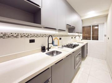 Apartamento · 49m² · 2 Quartos · 1 Vaga · Apartamento para alugar em Pinheirinho de 48.69m² com 2 Quartos e 1 Garagem